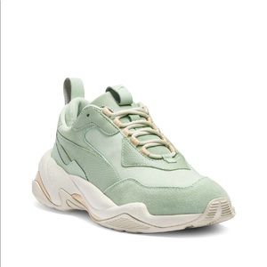 Meet your Posher, Benjamin